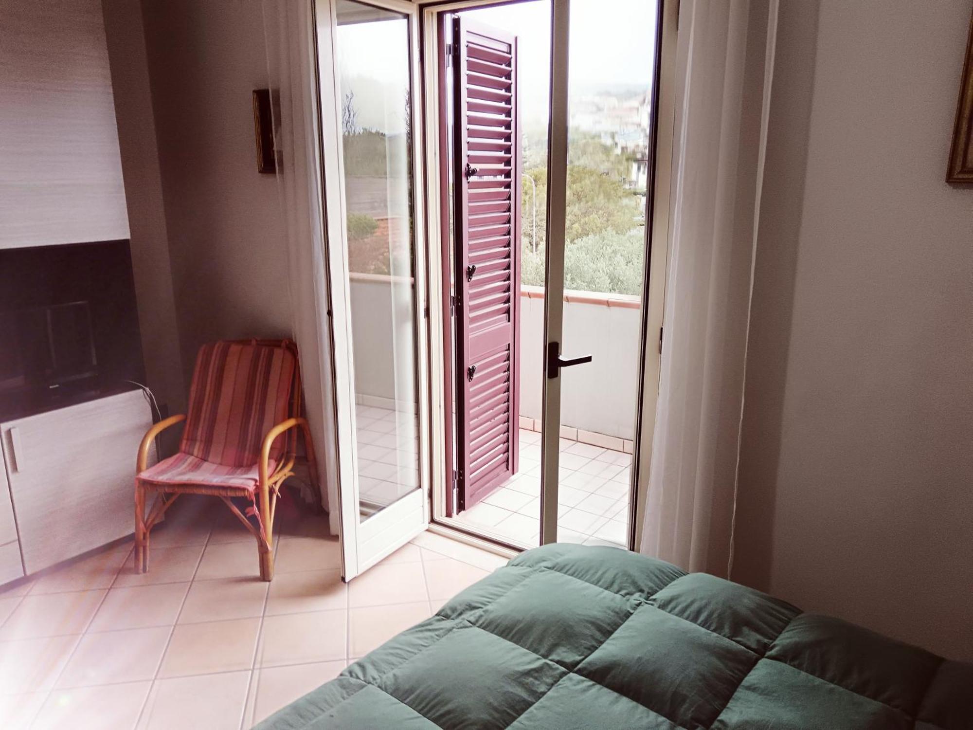 Torre Ancinale Bed & Breakfast โซเวราโต มาริน่า ภายนอก รูปภาพ